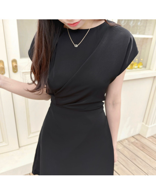 Elegant Simply Black Dress