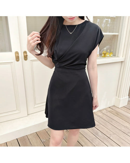 Elegant Simply Black Dress