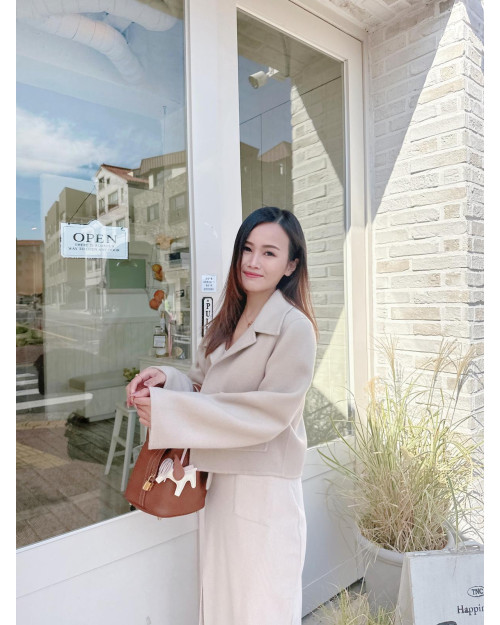 JEVIA Milk Tea Cashmere x Wool Coat