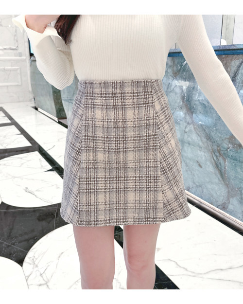 Cozy Plaid Skirt 