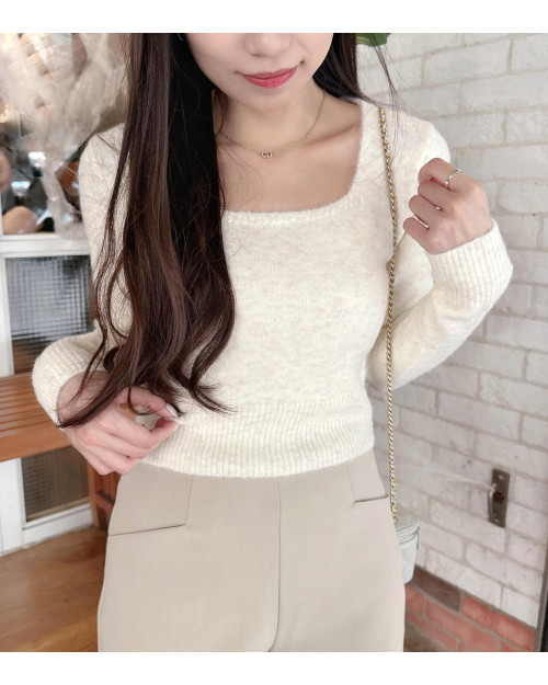 Softness Square-neck Knit Top