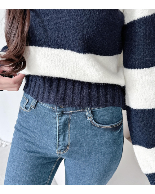 Two-tone Knit Top